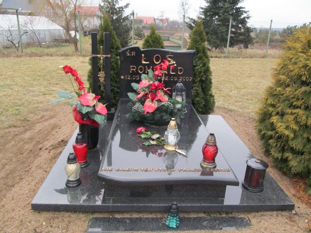 Romuald Łoś 1950 Wągrowiec - Grobonet - Wyszukiwarka osób pochowanych