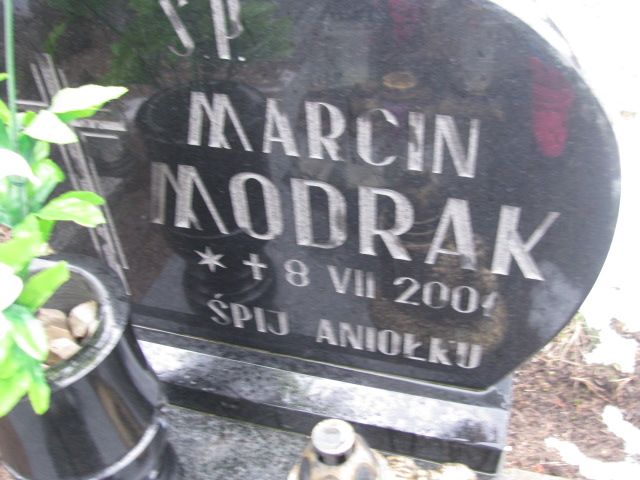 Marcin Modrak 2001 Wągrowiec - Grobonet - Wyszukiwarka osób pochowanych